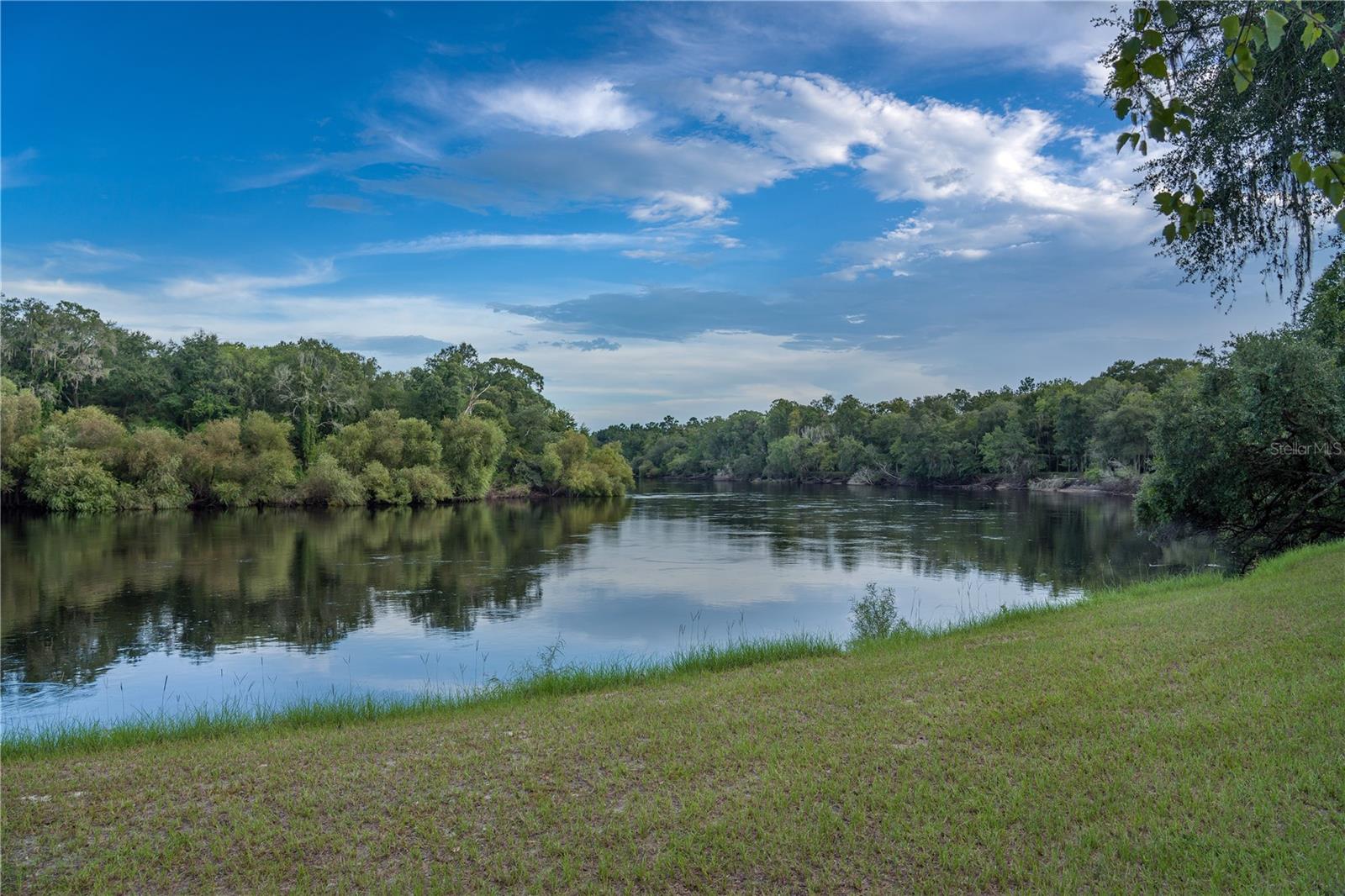 14 Site RV Park For Sale on Suwannee River, FL $1,050,000